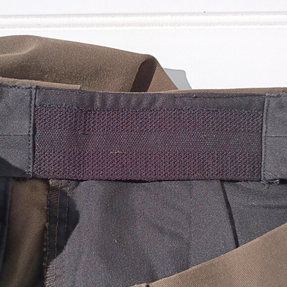 DOCKERS Khaki Pants Mens 38 x 30 Brown D4 Relaxed Fit Flat Front Slacks NWT - Picture 10 of 16